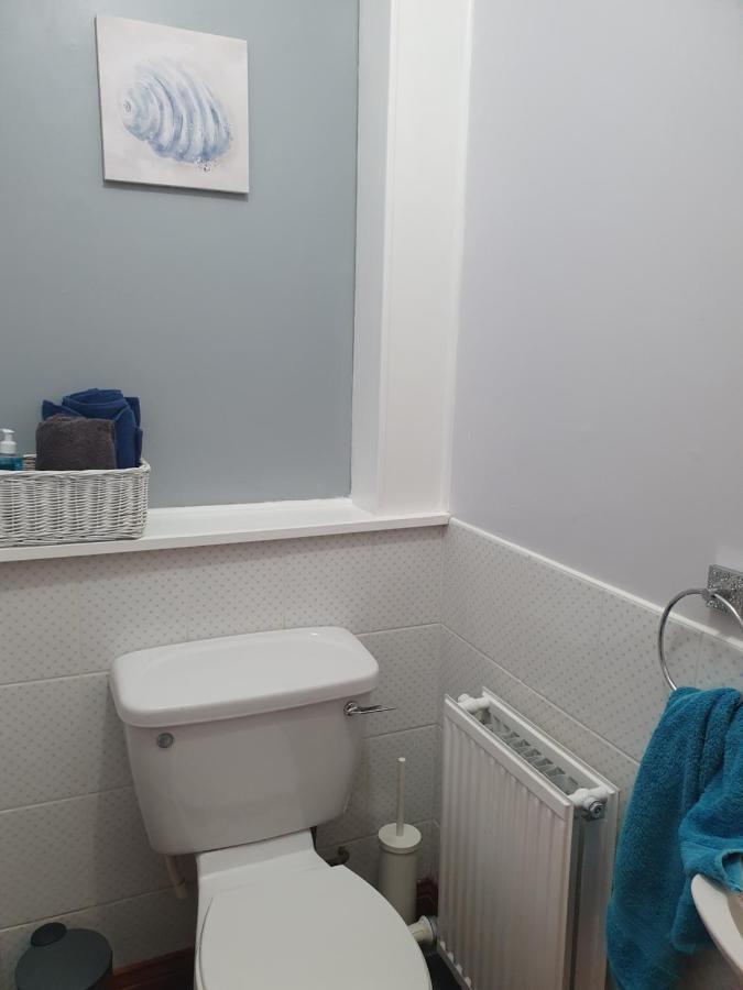 The Granary At Tinto Retreats, Biggar Is A Gorgeous 3 Bedroom Stone Cottage Wiston  外观 照片