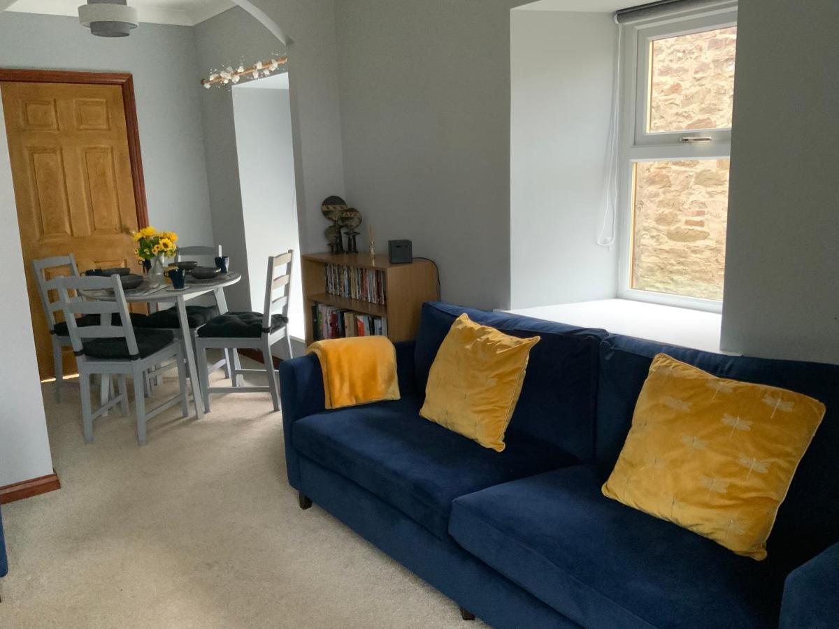 The Granary At Tinto Retreats, Biggar Is A Gorgeous 3 Bedroom Stone Cottage Wiston  外观 照片